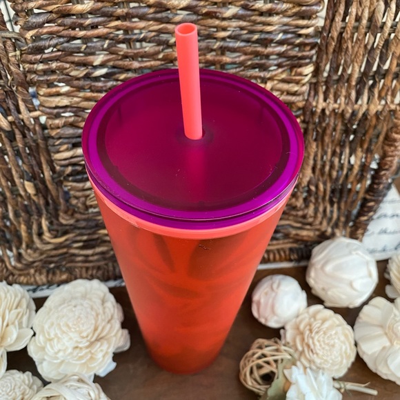 Brand New- 24oz Starbucks Hawaii Tumbler - Picture 4 of 6